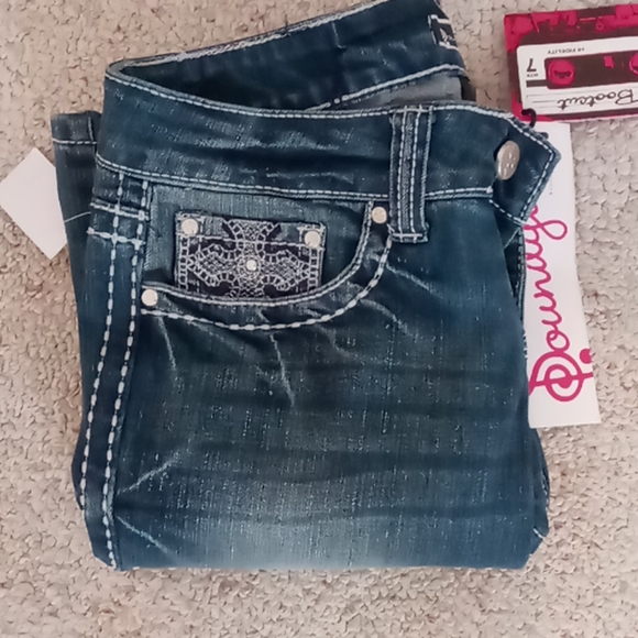 Jeans - Picture 2 of 7